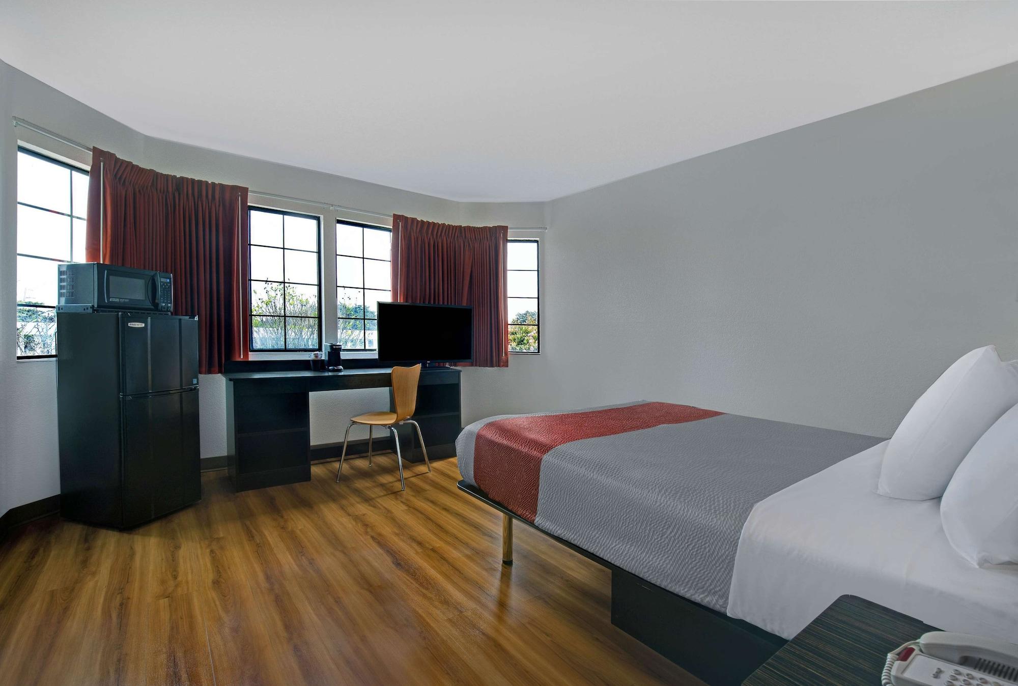 Motel 6-Marina, Ca - Monterey Zewnętrze zdjęcie