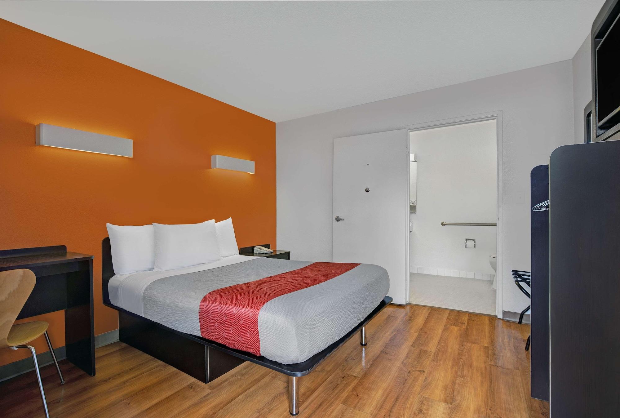 Motel 6-Marina, Ca - Monterey Zewnętrze zdjęcie