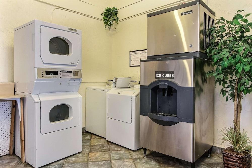 Motel 6-Marina, Ca - Monterey Zewnętrze zdjęcie