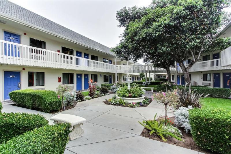 Motel 6-Marina, Ca - Monterey Zewnętrze zdjęcie