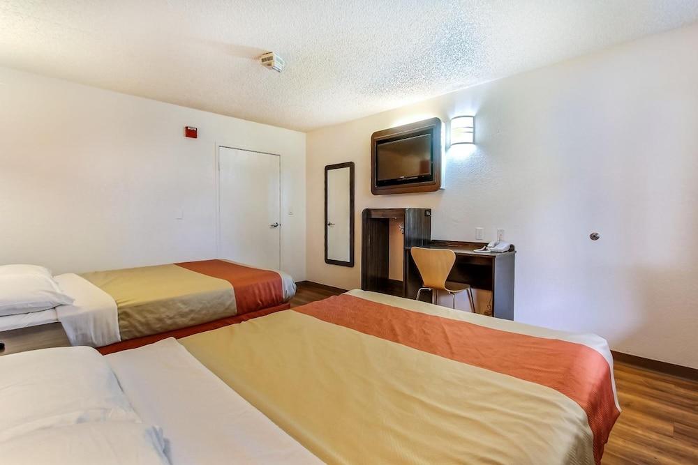 Motel 6-Marina, Ca - Monterey Zewnętrze zdjęcie