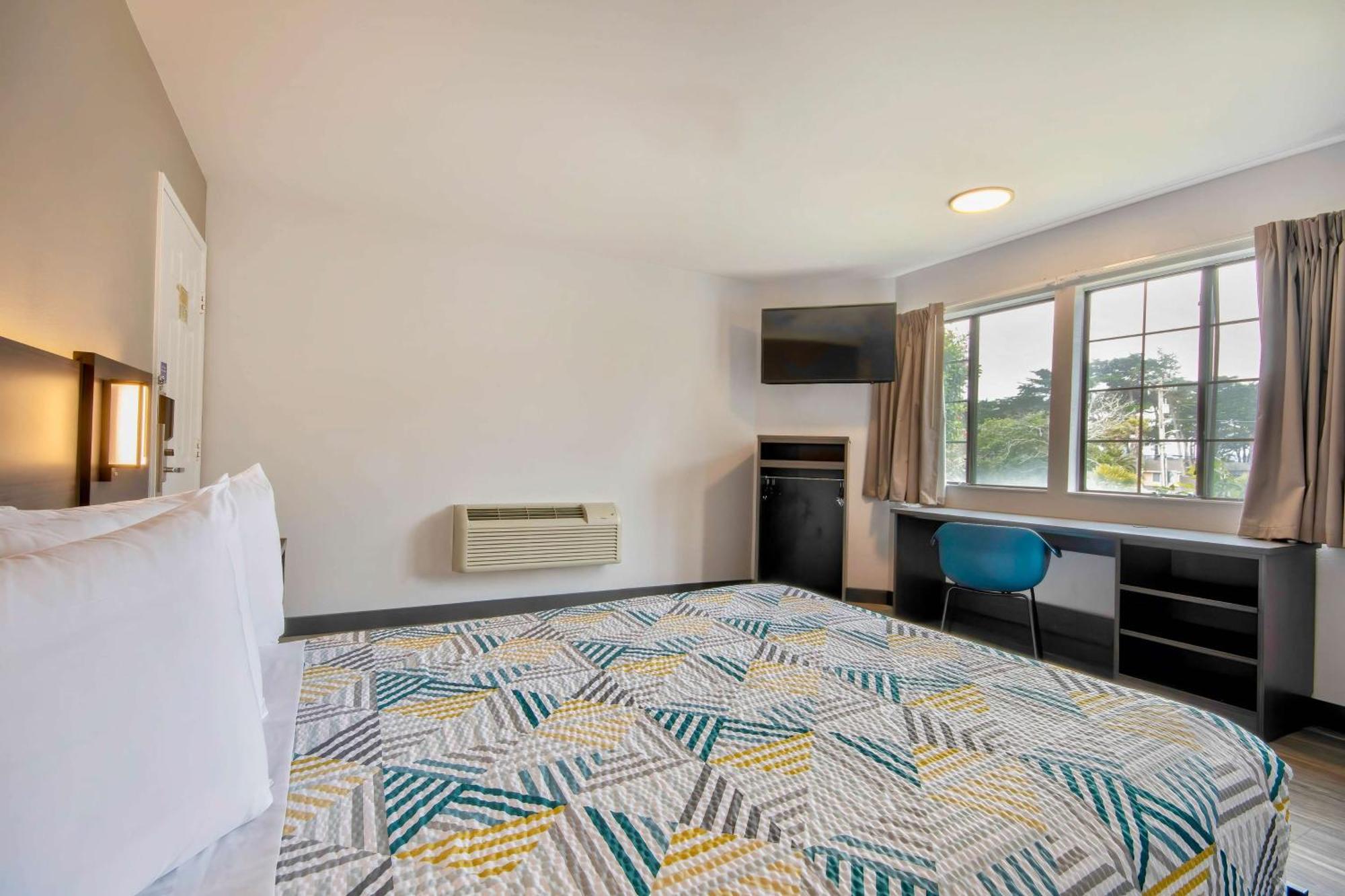 Motel 6-Marina, Ca - Monterey Zewnętrze zdjęcie